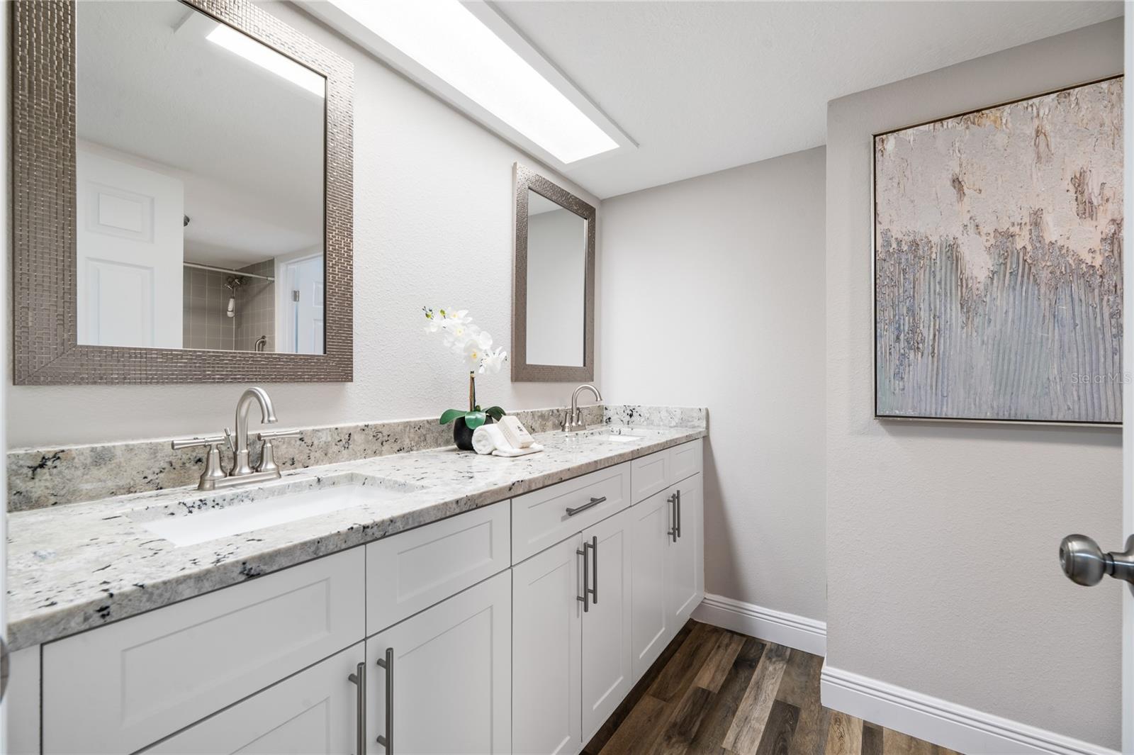 Image 27 of 52 For 1000 Winderley Place 142