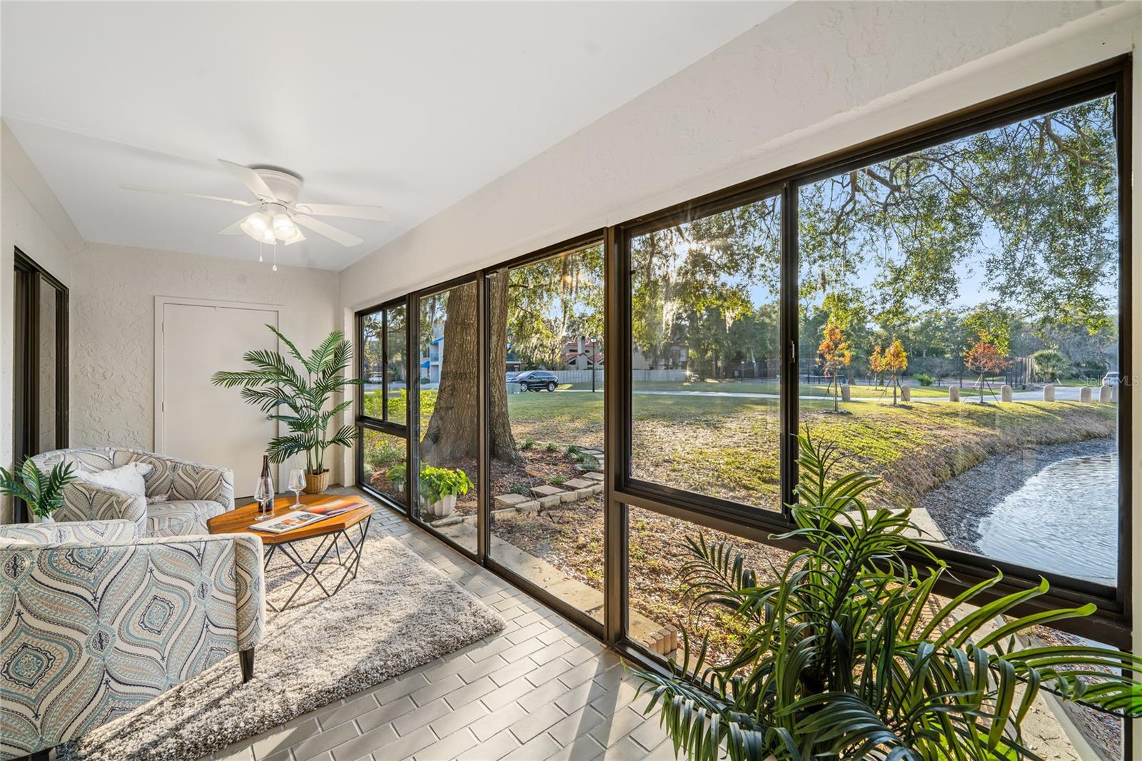 Image 32 of 52 For 1000 Winderley Place 142