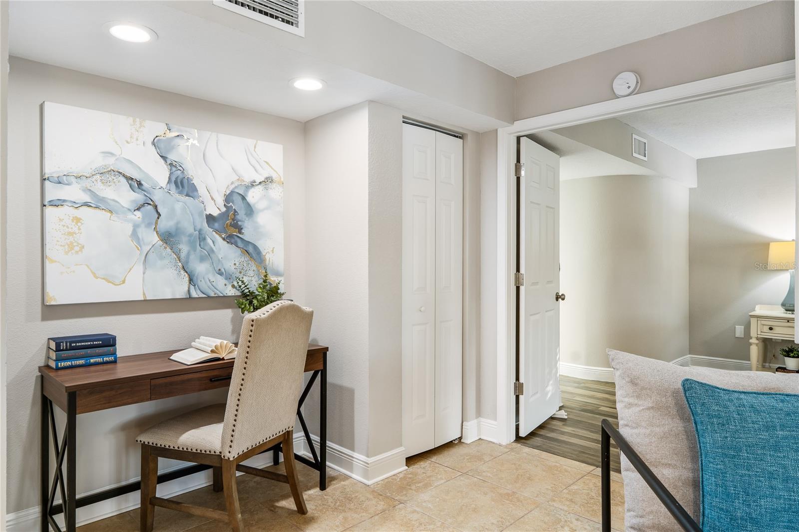 Image 9 of 52 For 1000 Winderley Place 142