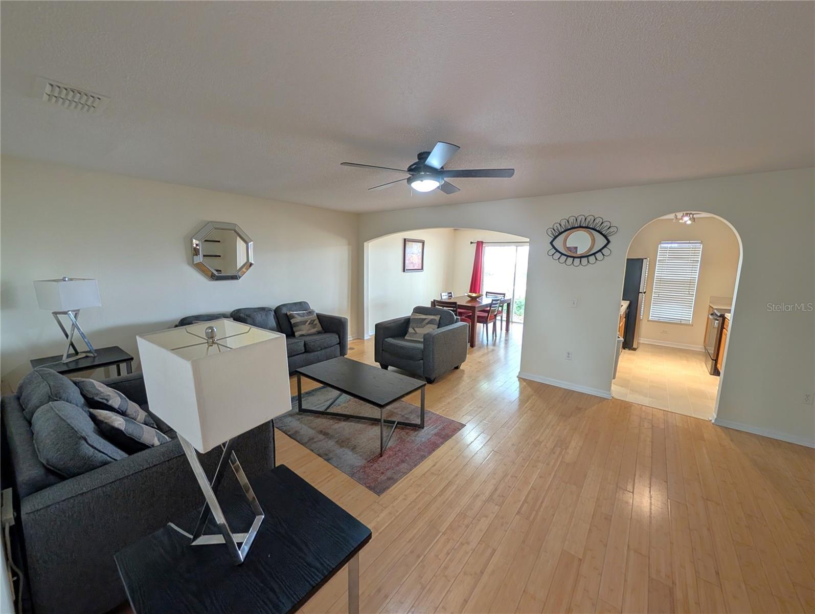 Image 6 of 19 For 4656 Ashburn Square Drive