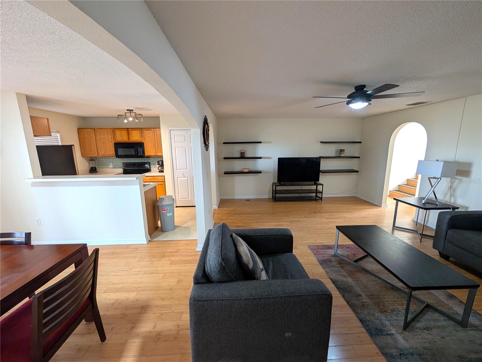 Image 8 of 19 For 4656 Ashburn Square Drive