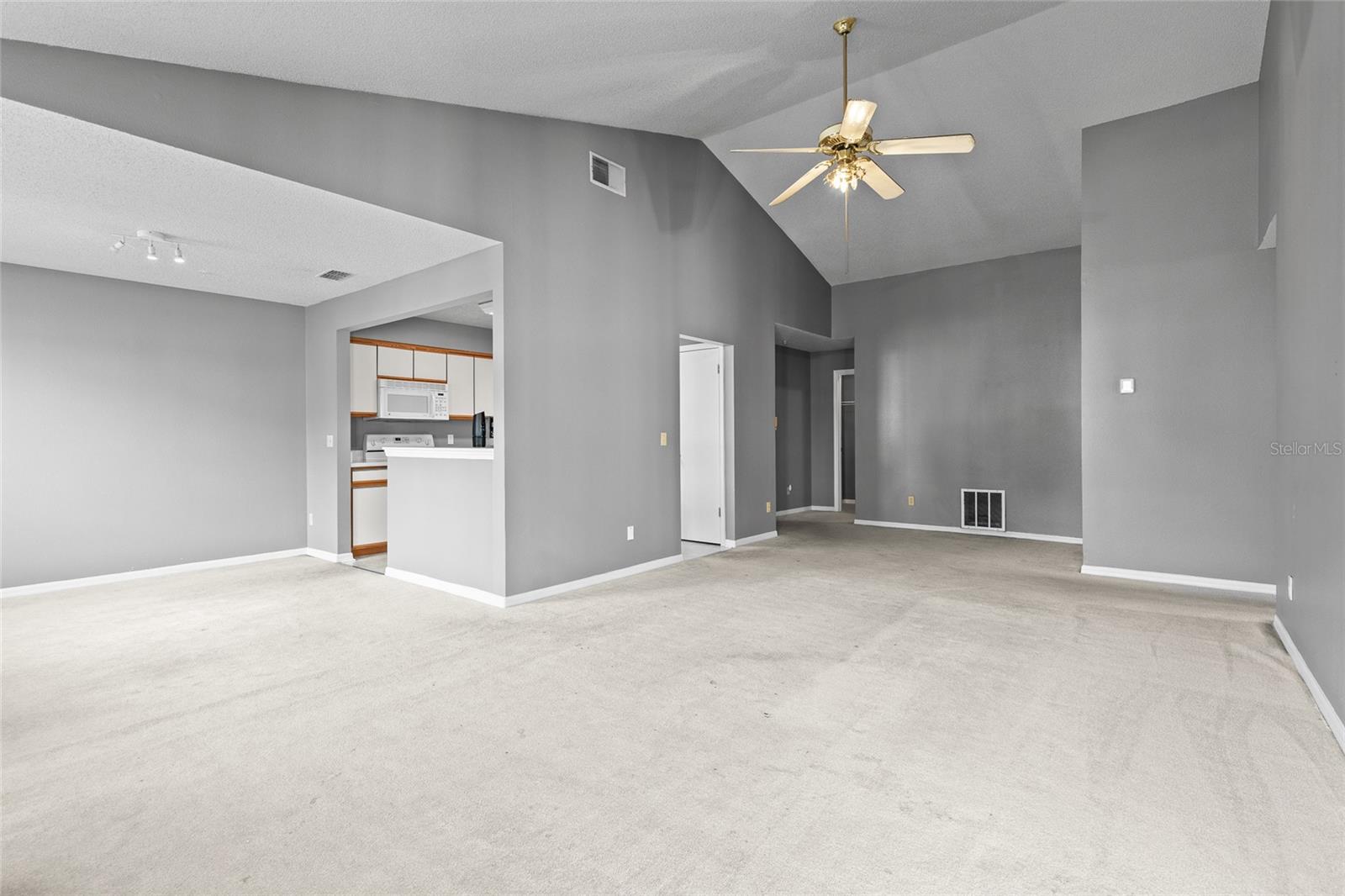 Image 7 of 27 For 5273 Tunbridge Wells Lane 1601