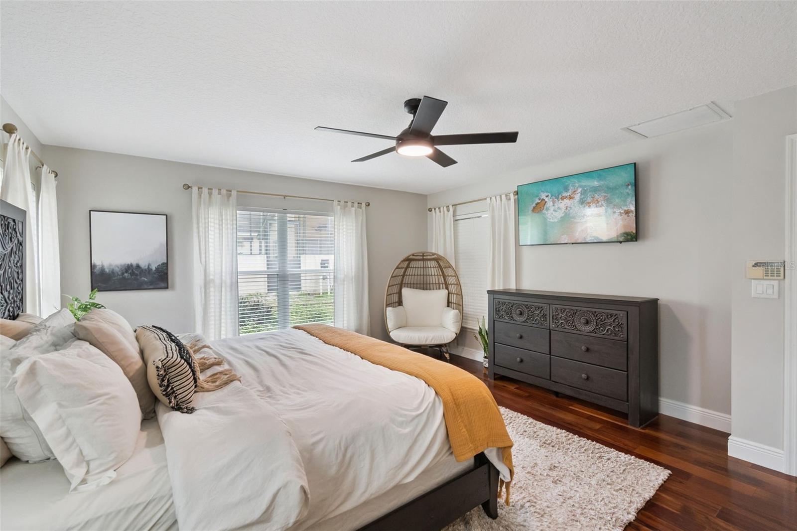 Image 24 of 72 For 9805 Spring Lake Drive