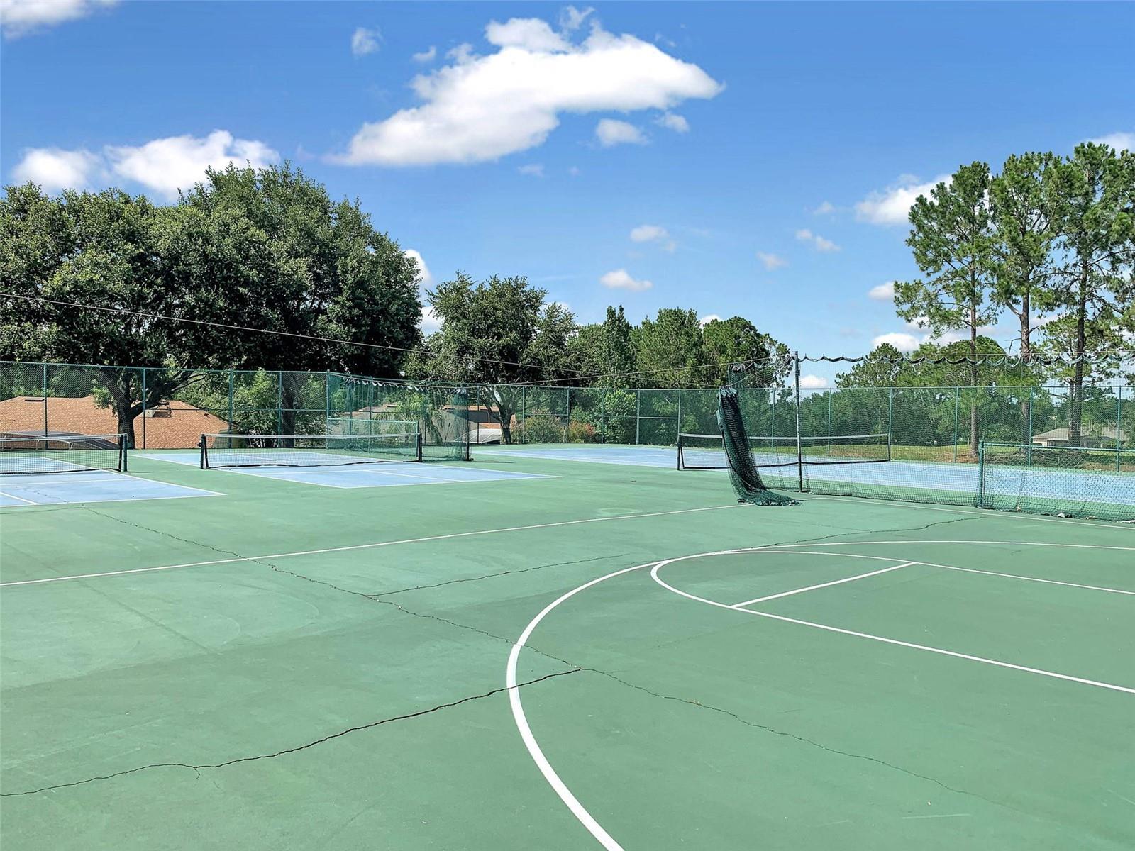 Image 62 of 72 For 9805 Spring Lake Drive