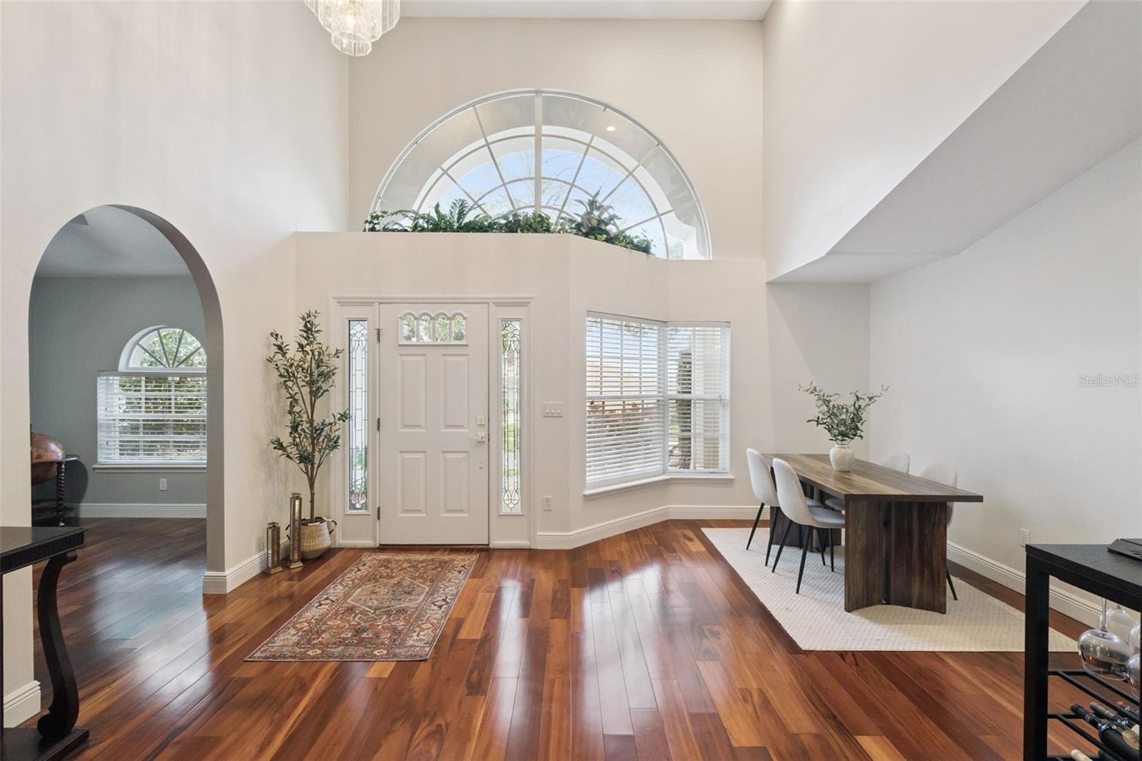 Image 7 of 72 For 9805 Spring Lake Drive