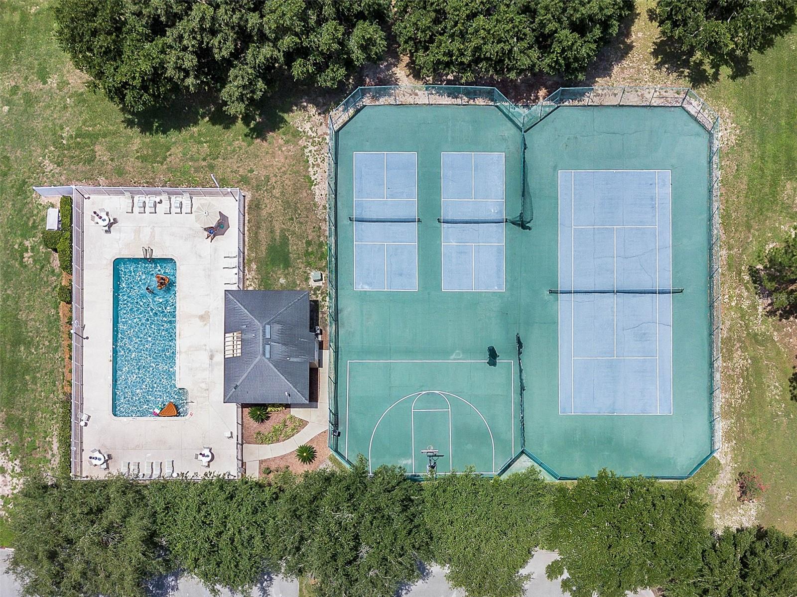 Image 71 of 72 For 9805 Spring Lake Drive