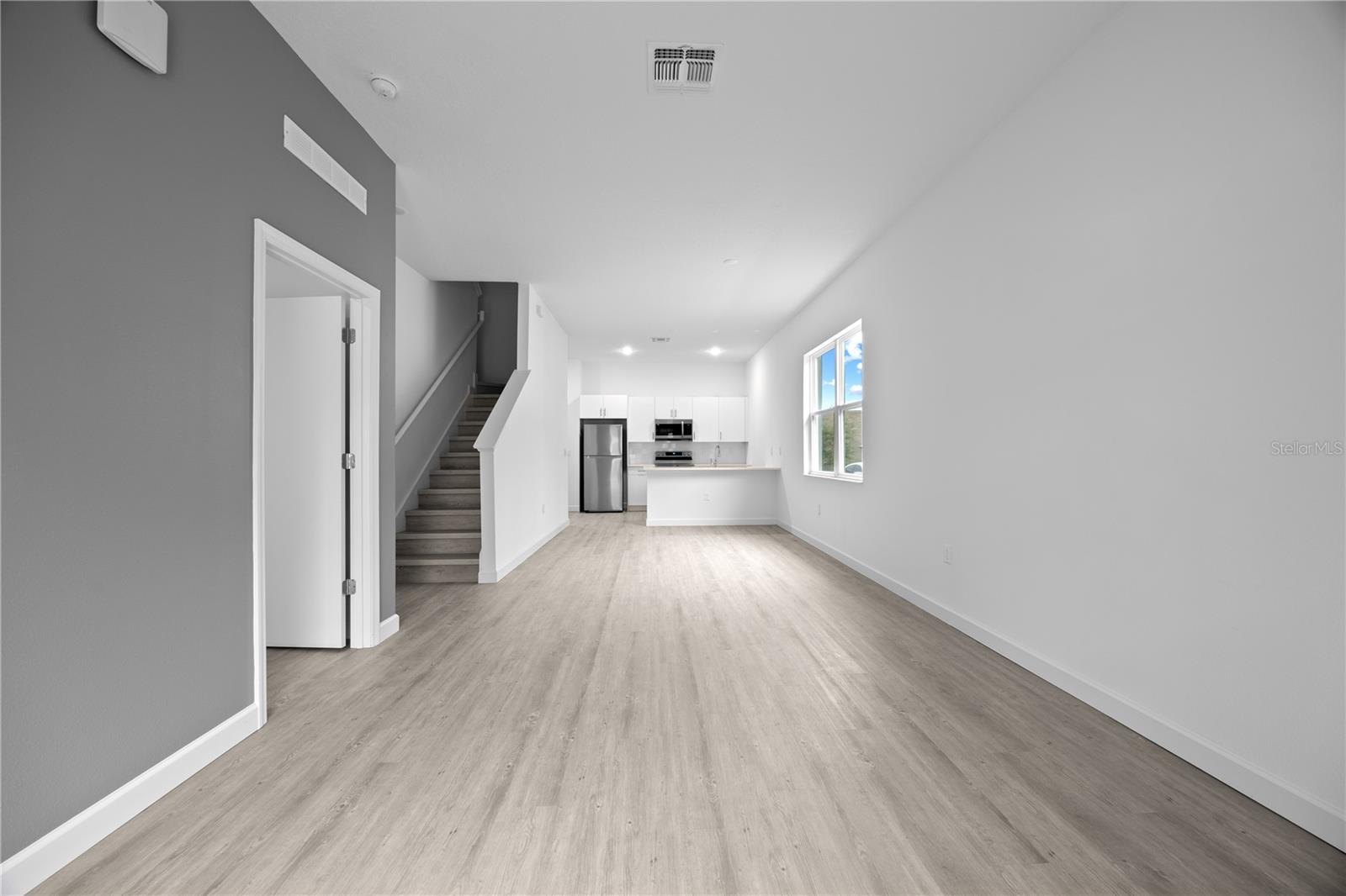 Image 11 of 50 For 625 Trikomo Drive