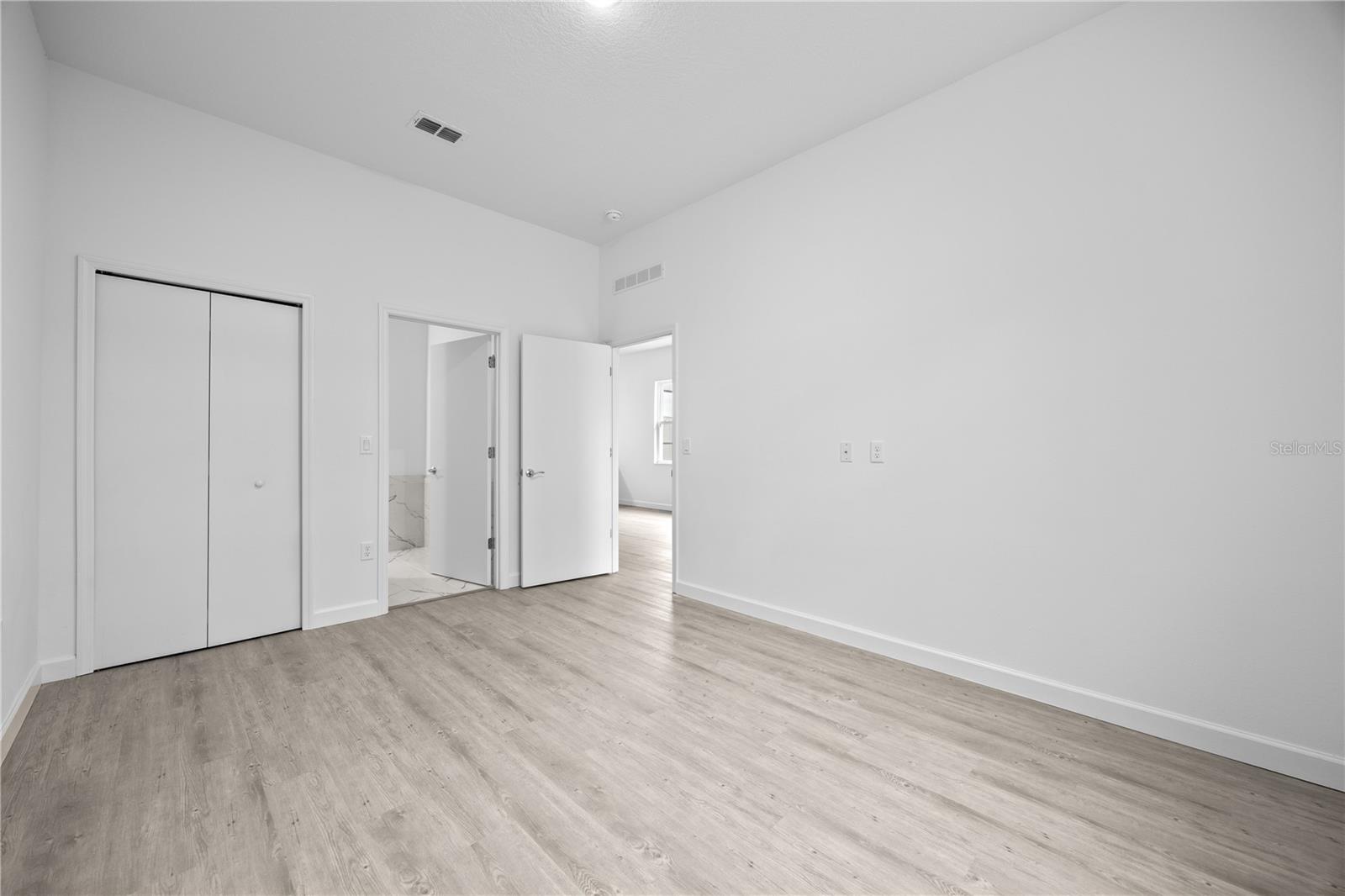 Image 17 of 50 For 625 Trikomo Drive