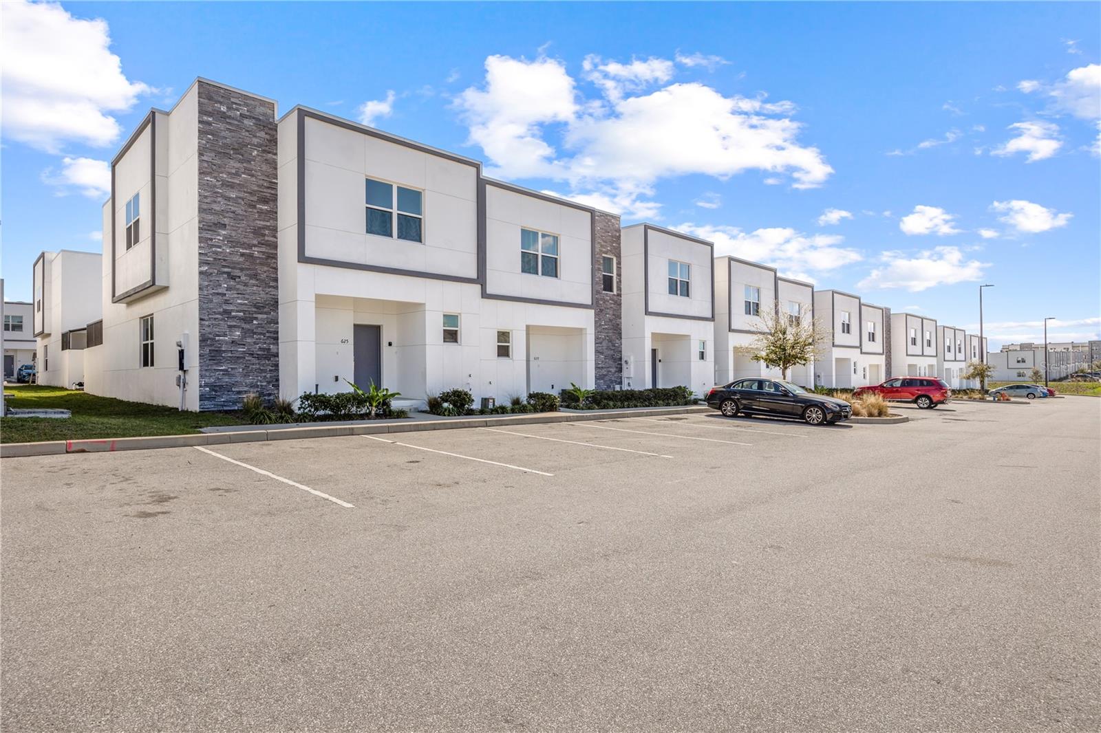 Image 45 of 50 For 625 Trikomo Drive