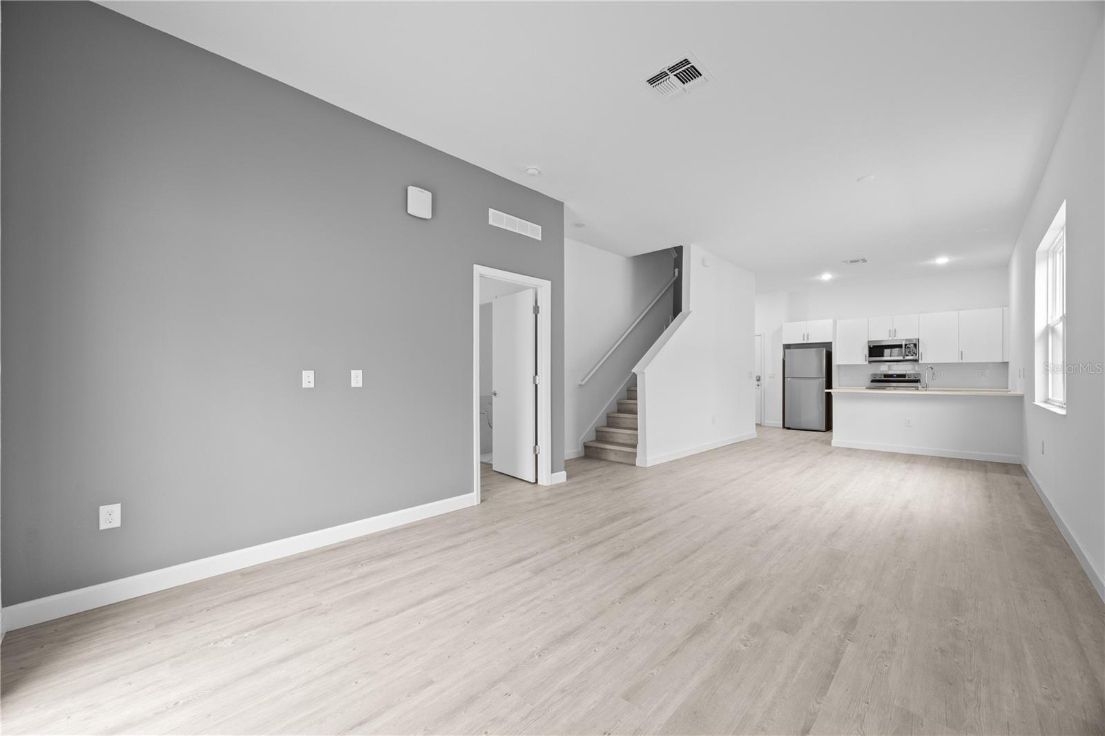 Image 9 of 50 For 625 Trikomo Drive