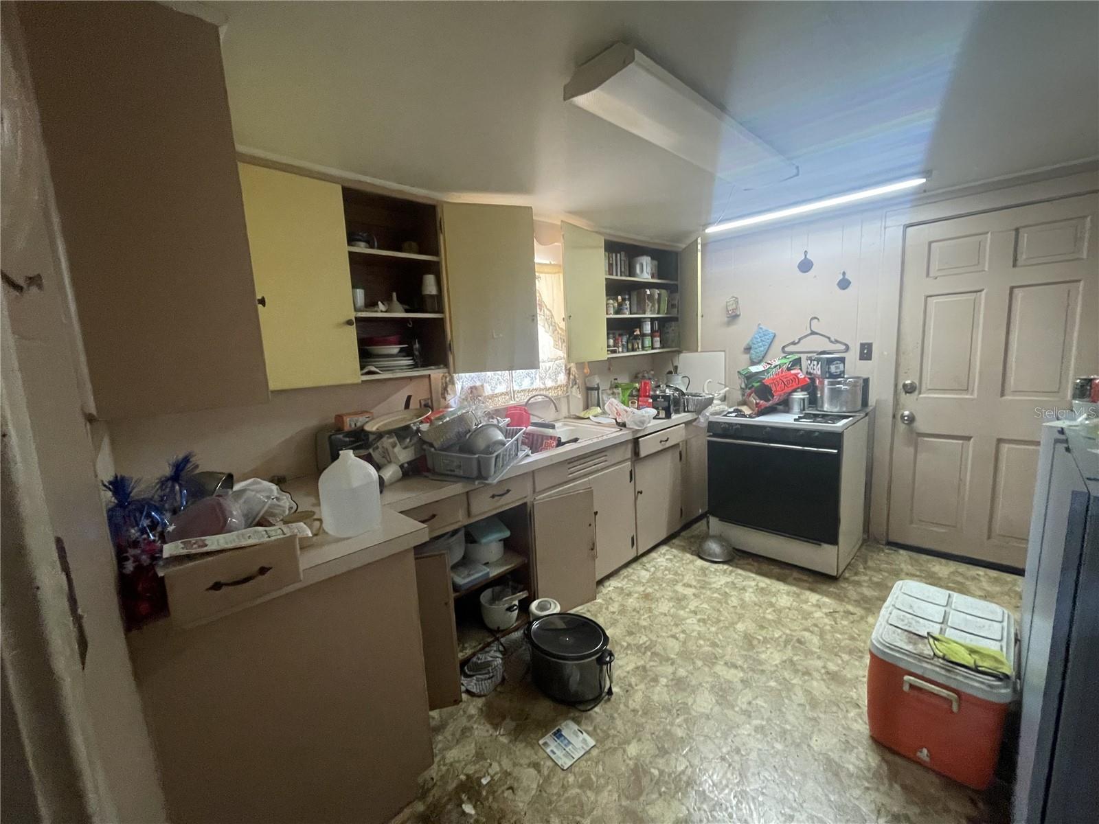 Image 10 of 18 For 1996 Indiana Avenue