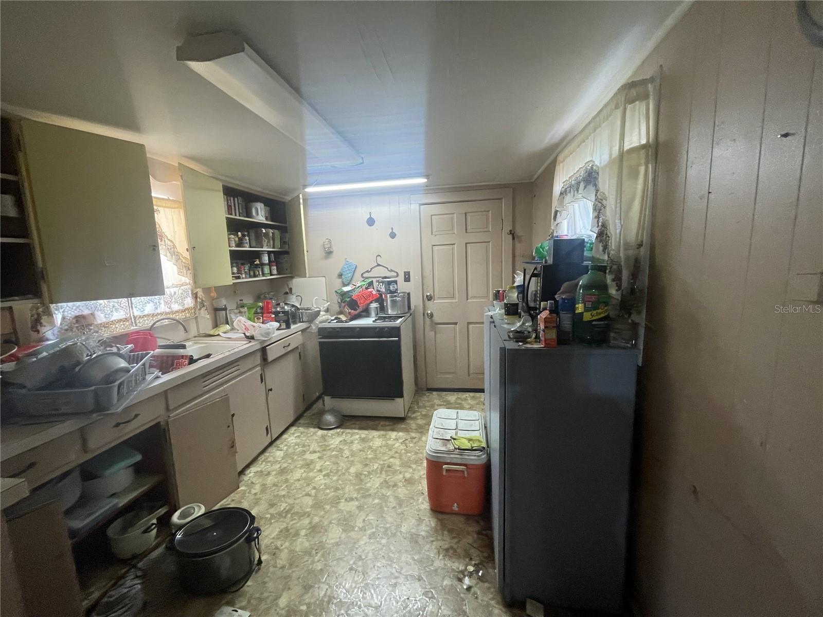 Image 11 of 18 For 1996 Indiana Avenue