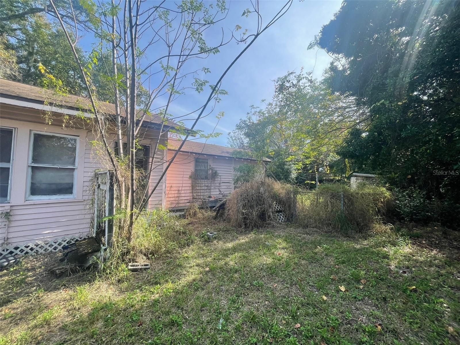 Image 16 of 18 For 1996 Indiana Avenue