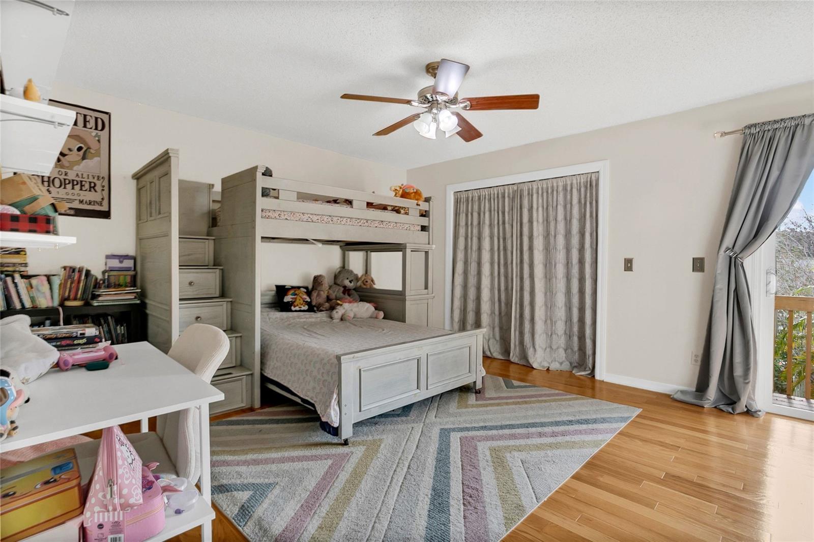 Image 13 of 32 For 3060 Graceland Court