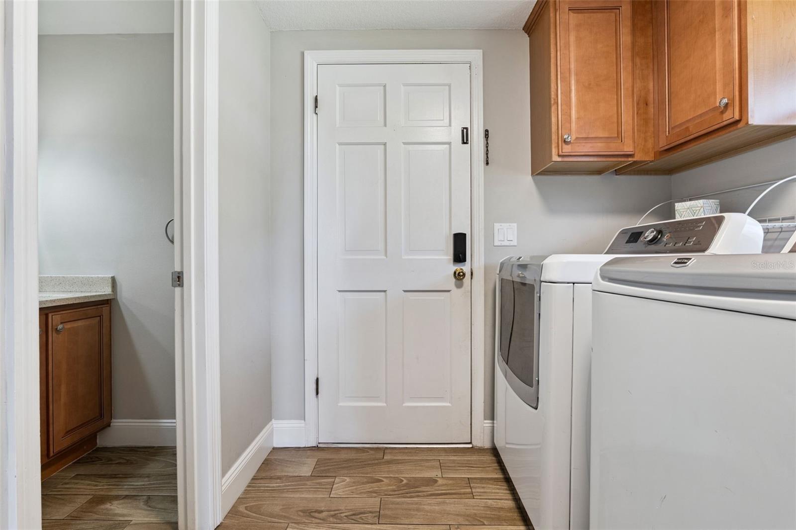 Image 26 of 32 For 120 Cumberland Circle