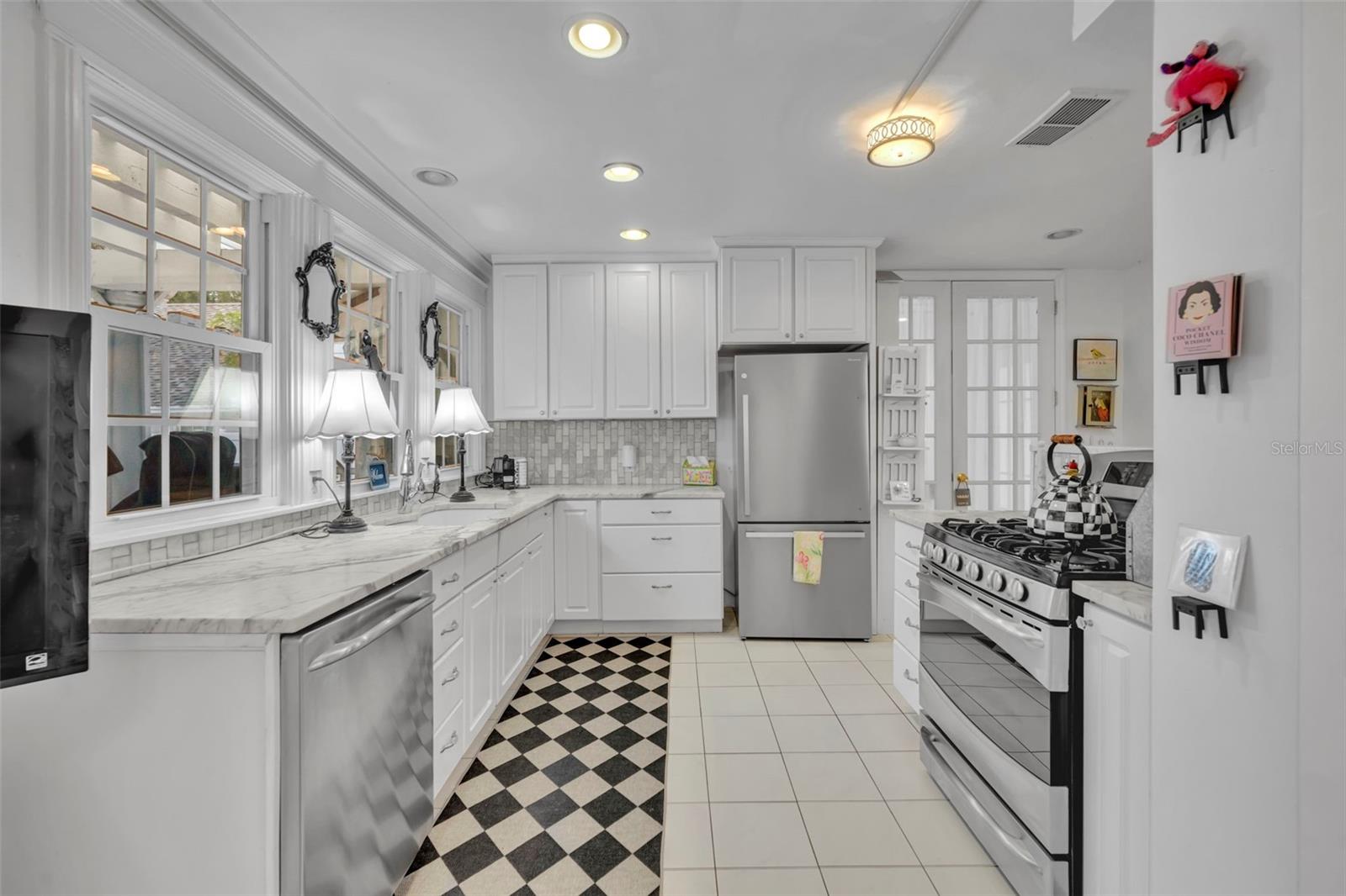 Image 11 of 34 For 244 Osceola Court