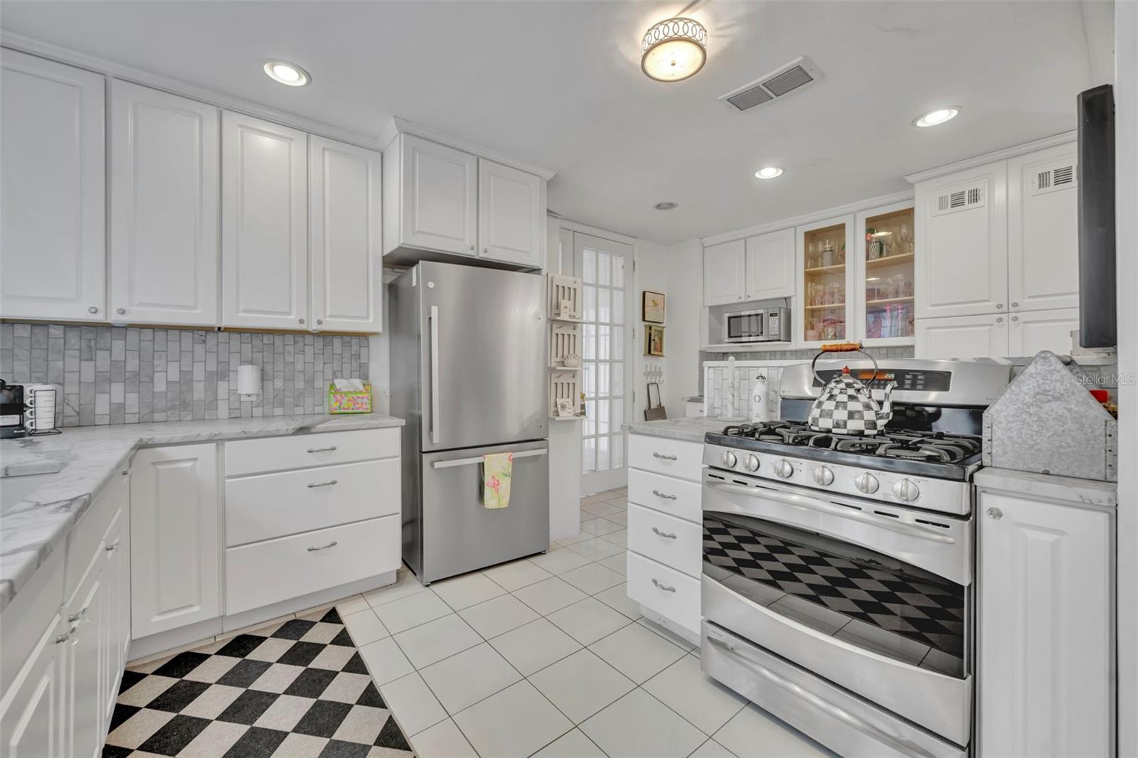 Image 12 of 34 For 244 Osceola Court