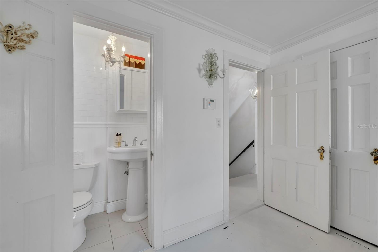 Image 19 of 34 For 244 Osceola Court