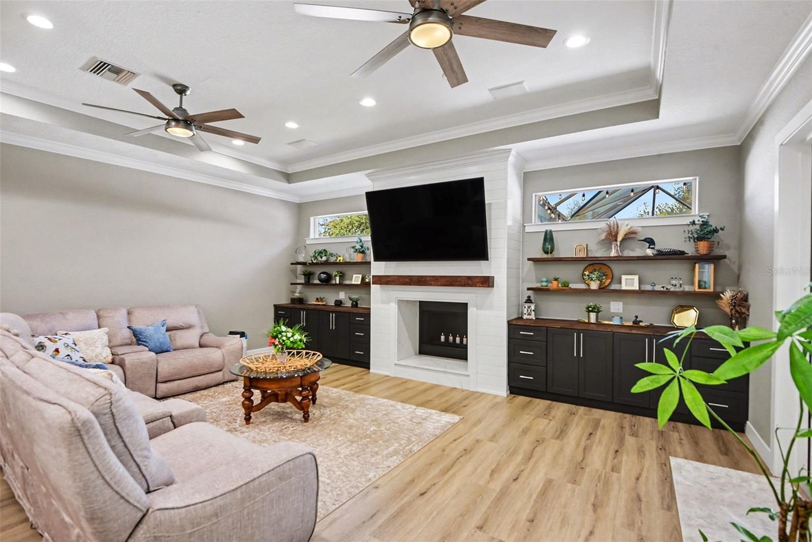 Image 14 of 54 For 2795 Fawn Lake Boulevard