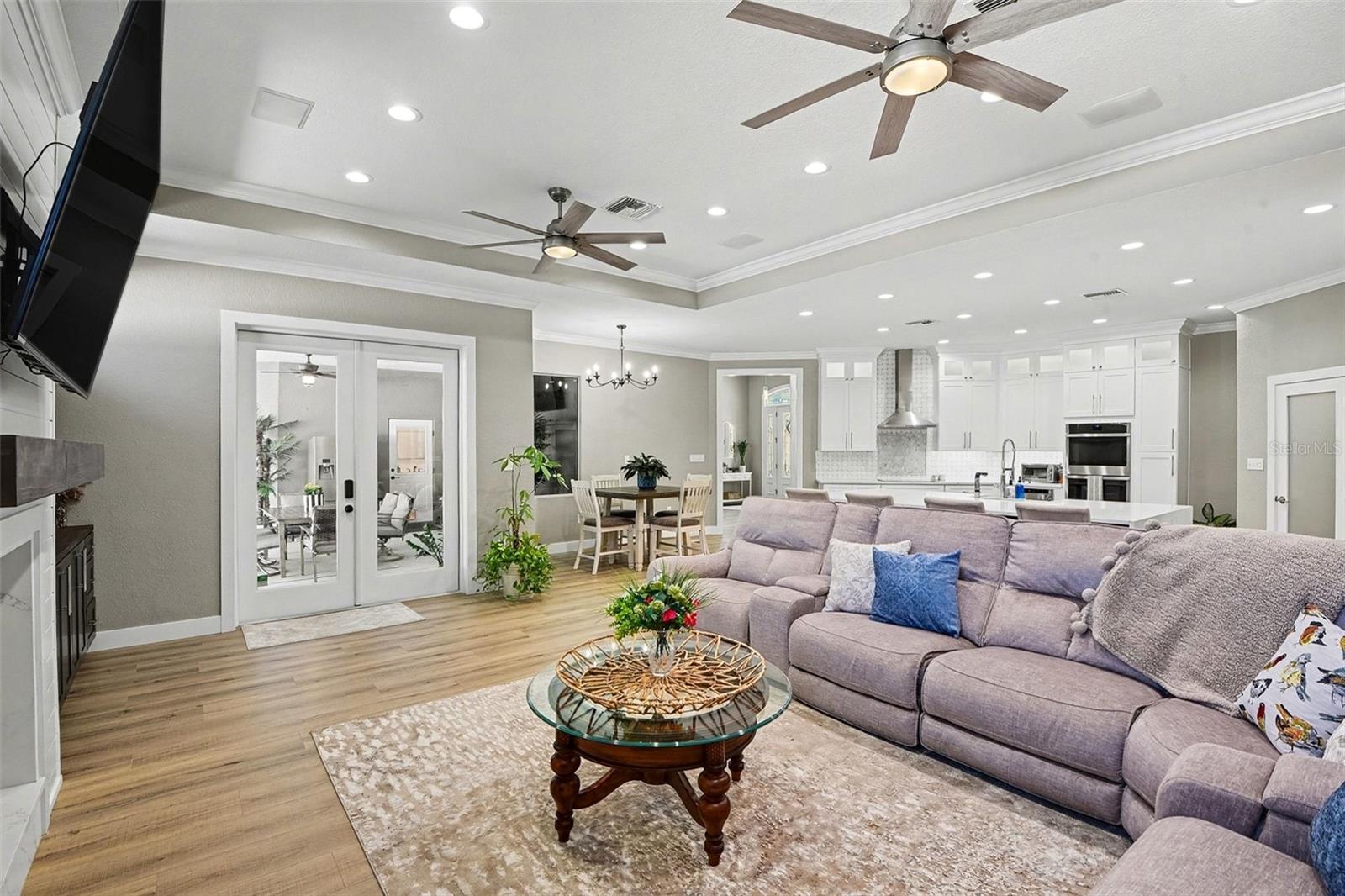 Image 15 of 54 For 2795 Fawn Lake Boulevard