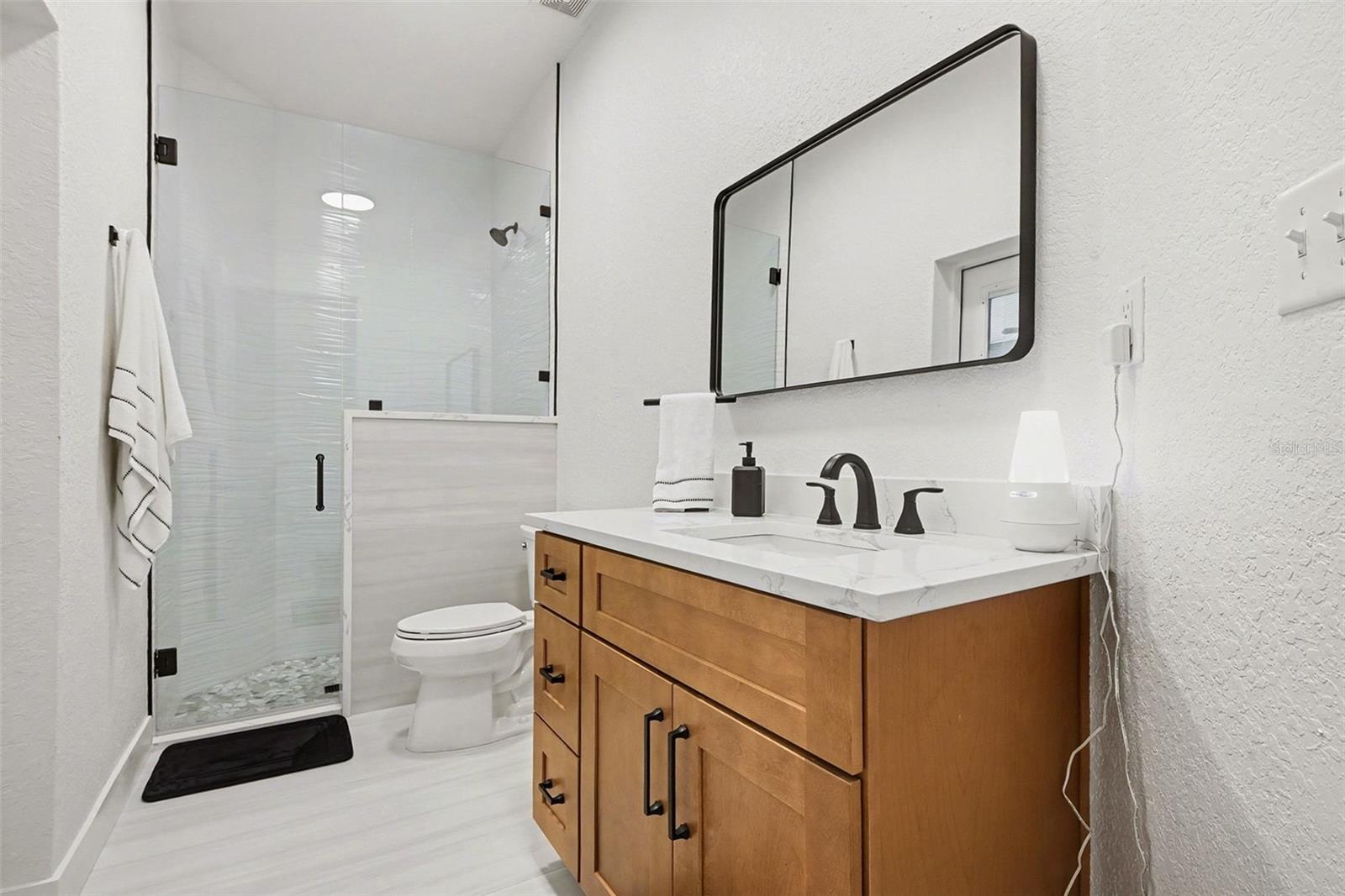 Image 21 of 54 For 2795 Fawn Lake Boulevard