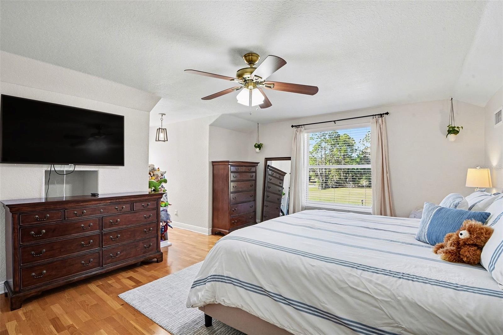 Image 36 of 54 For 2795 Fawn Lake Boulevard