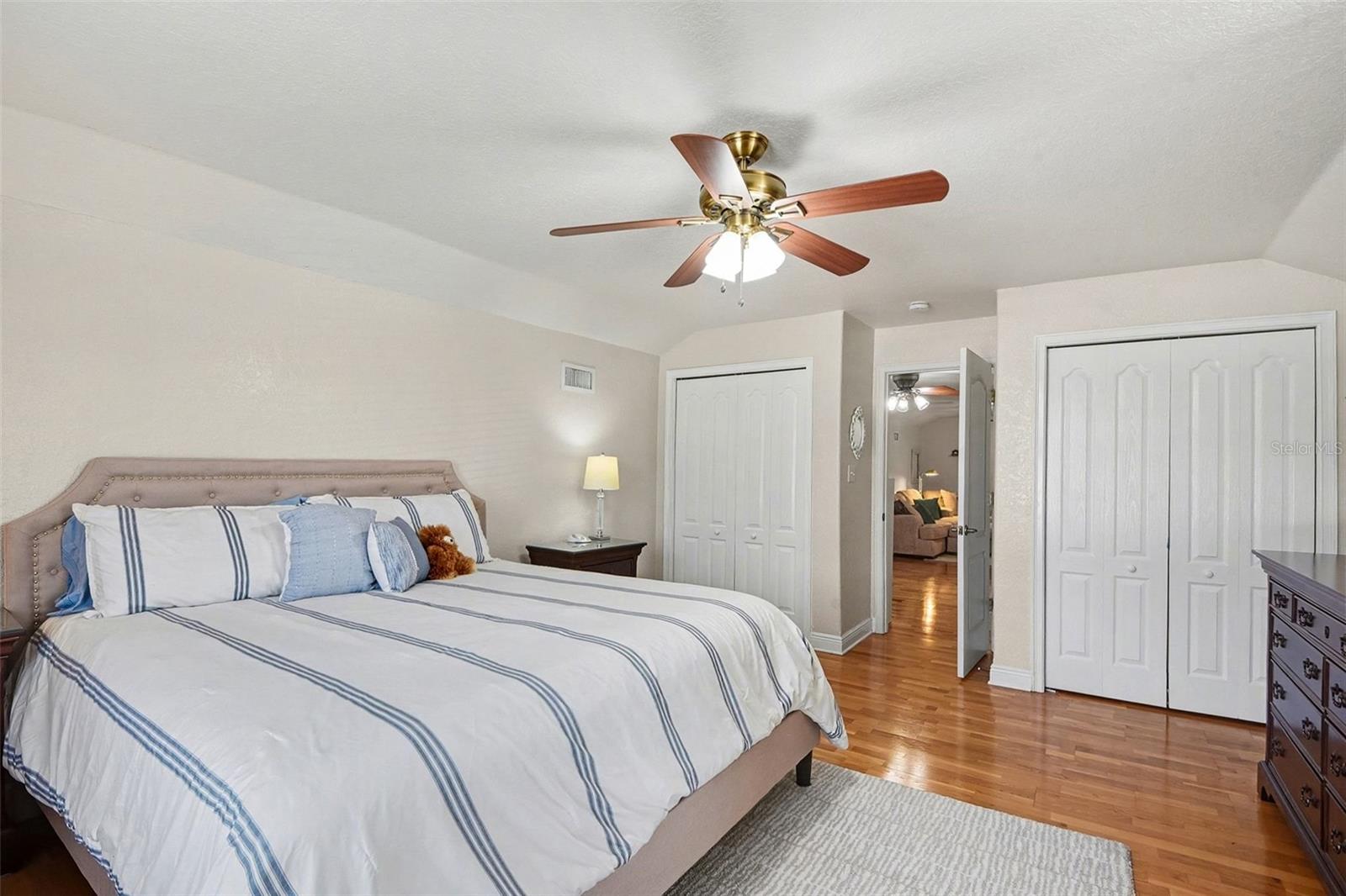 Image 37 of 54 For 2795 Fawn Lake Boulevard