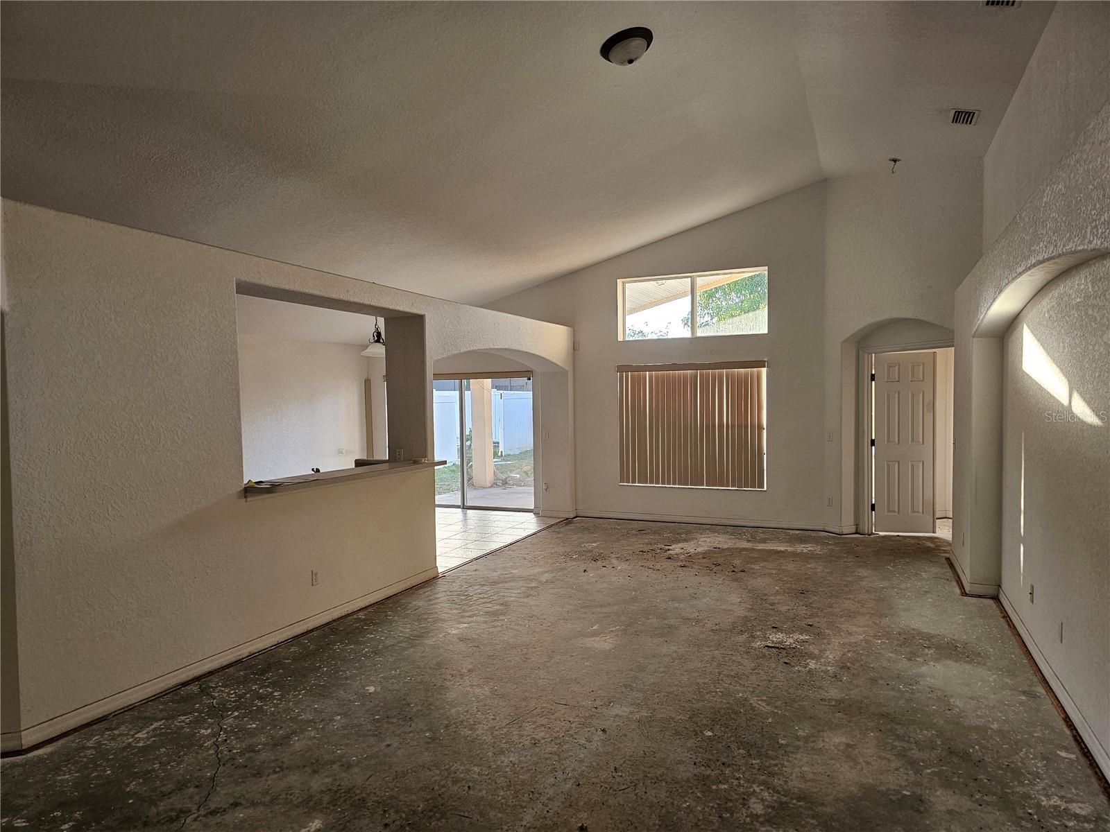 Image 6 of 6 For 8270 Peak Avenue