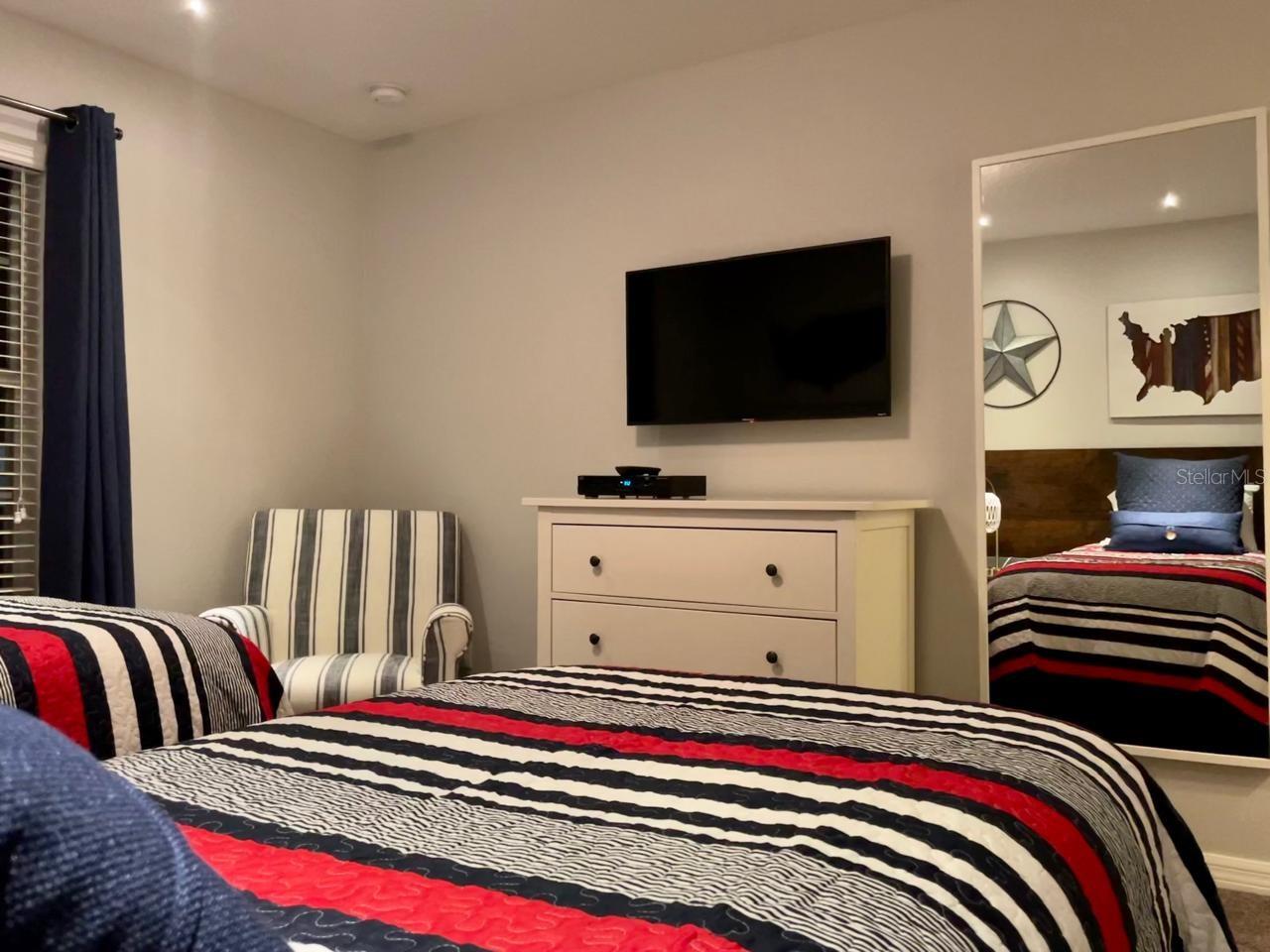 Image 13 of 33 For 8979 California Palm Road