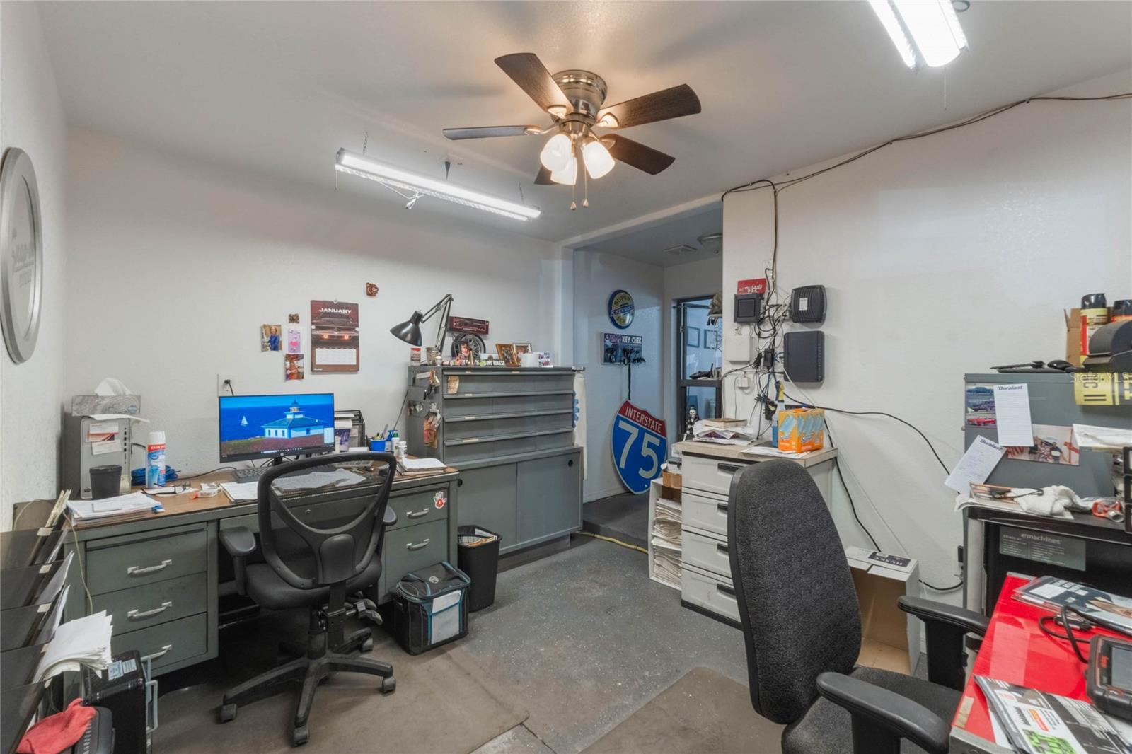 Image 26 of 32 For 3190 Florida Avenue