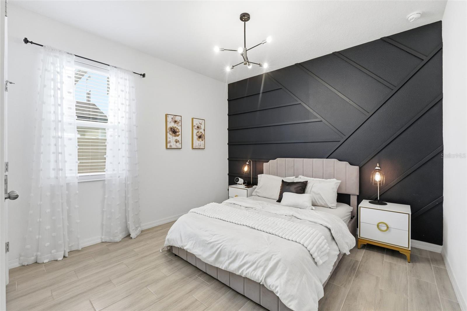 Image 30 of 98 For 751 Campo Lane