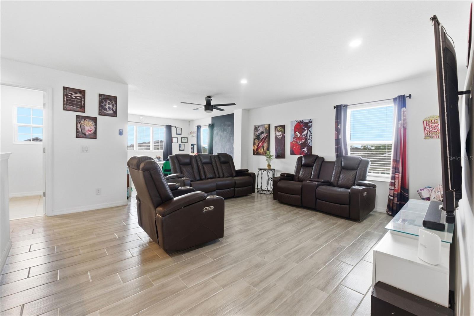 Image 49 of 98 For 751 Campo Lane