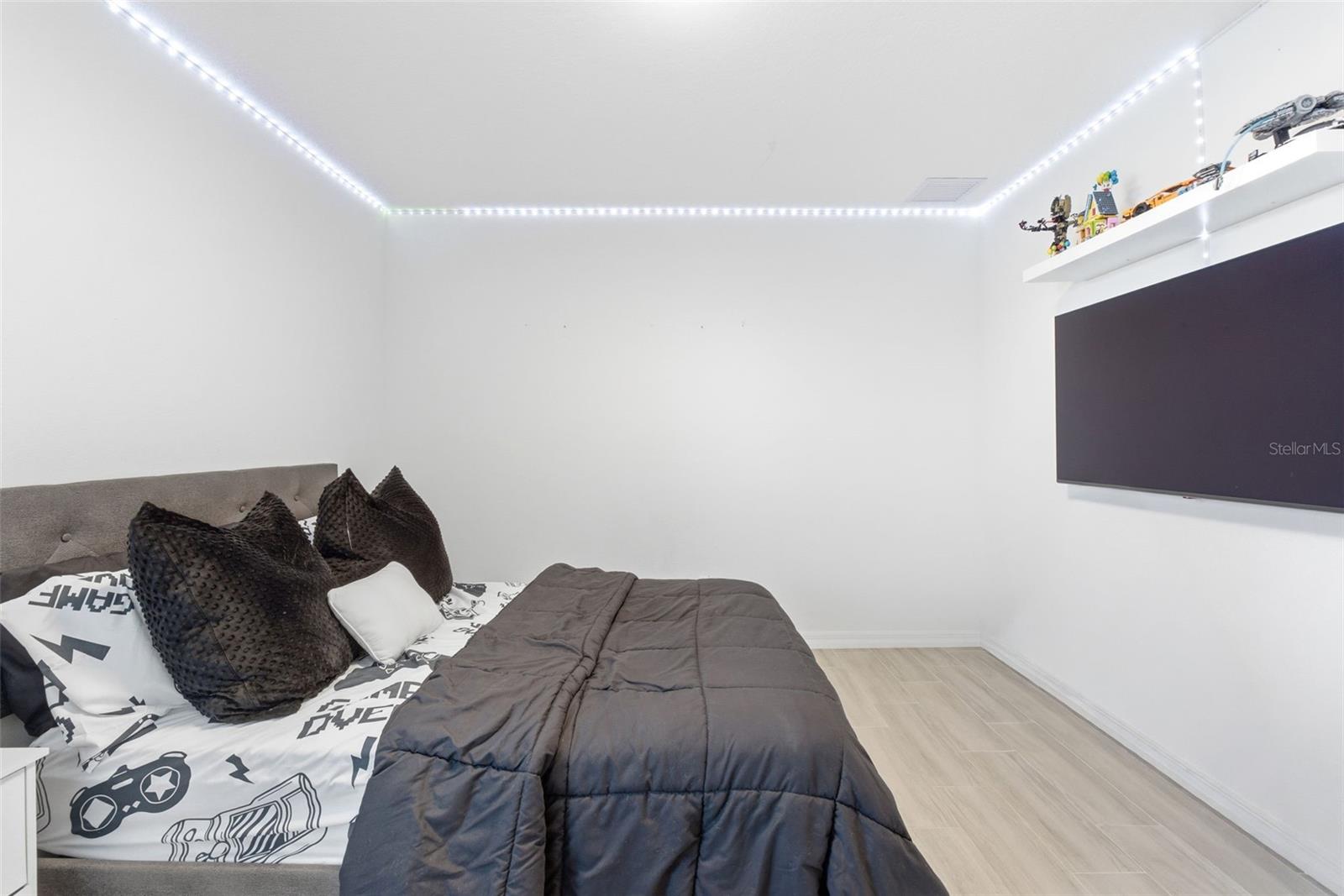 Image 64 of 98 For 751 Campo Lane