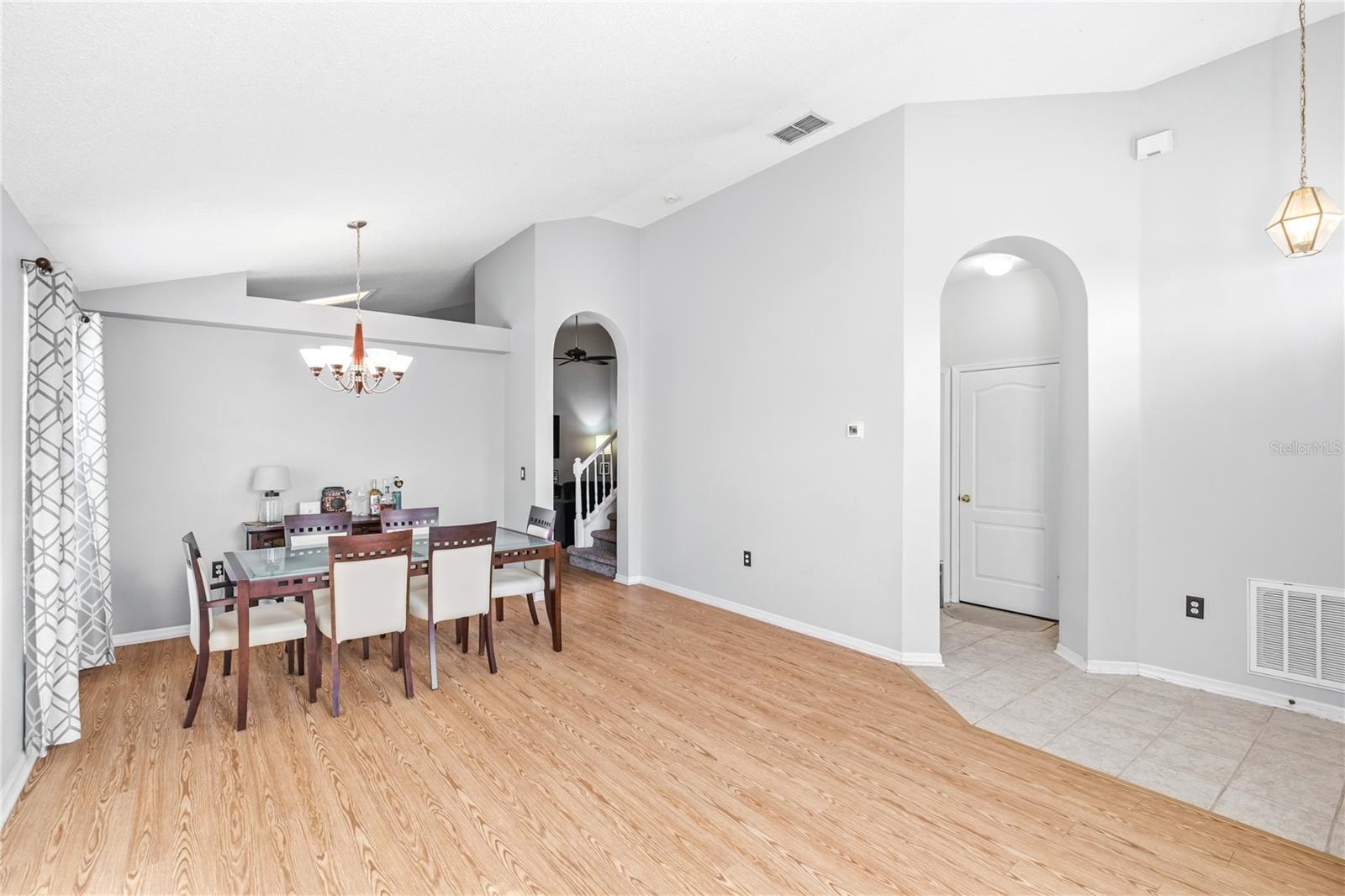 Image 3 of 23 For 13107 Heming Way