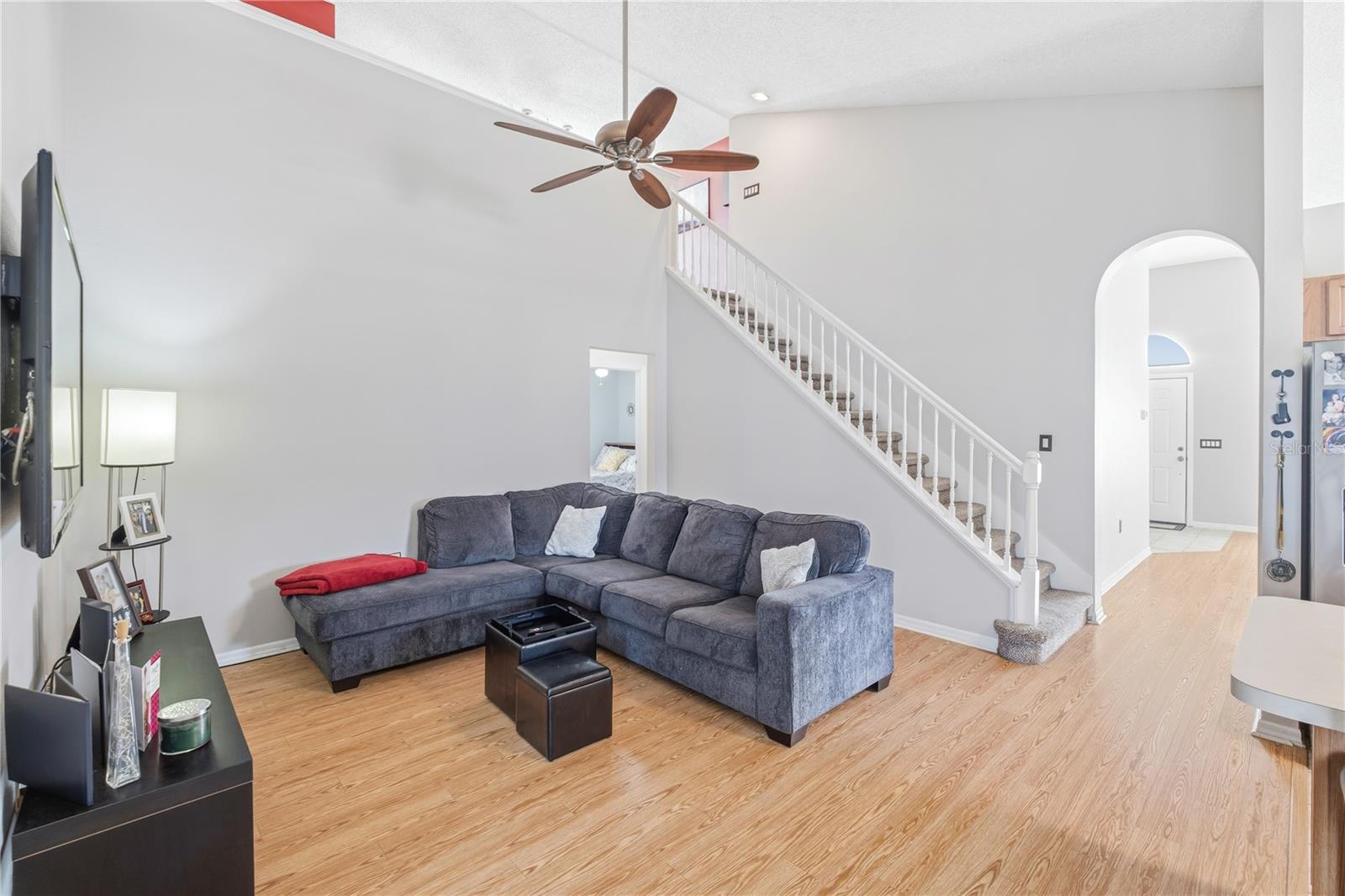 Image 5 of 23 For 13107 Heming Way