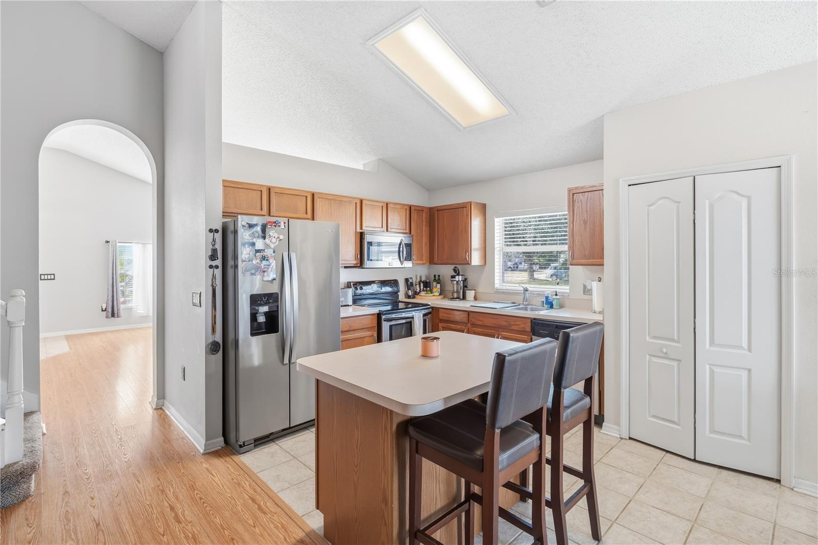 Image 8 of 23 For 13107 Heming Way