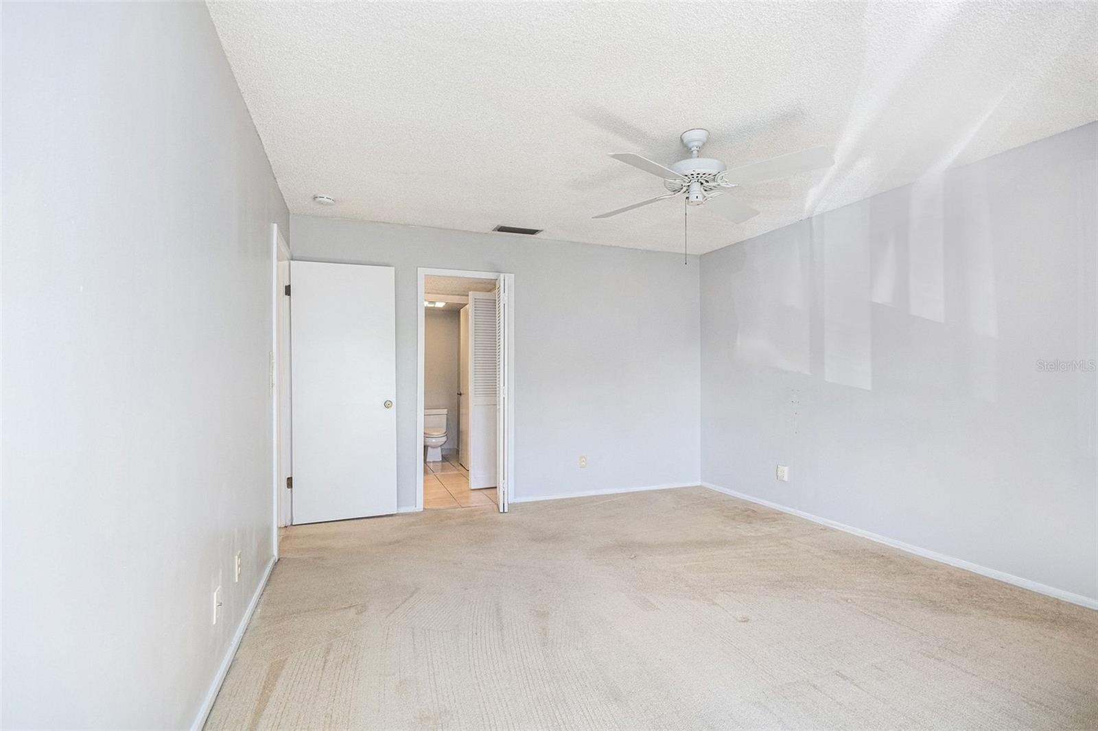 Image 19 of 28 For 144 Maitland Avenue C