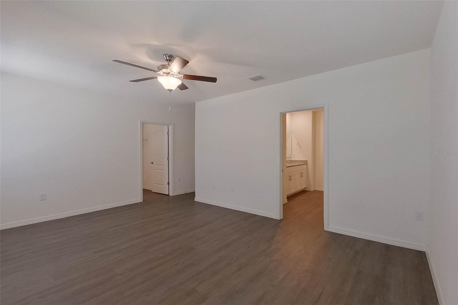 Image 16 of 29 For 32016 Katelin Circle