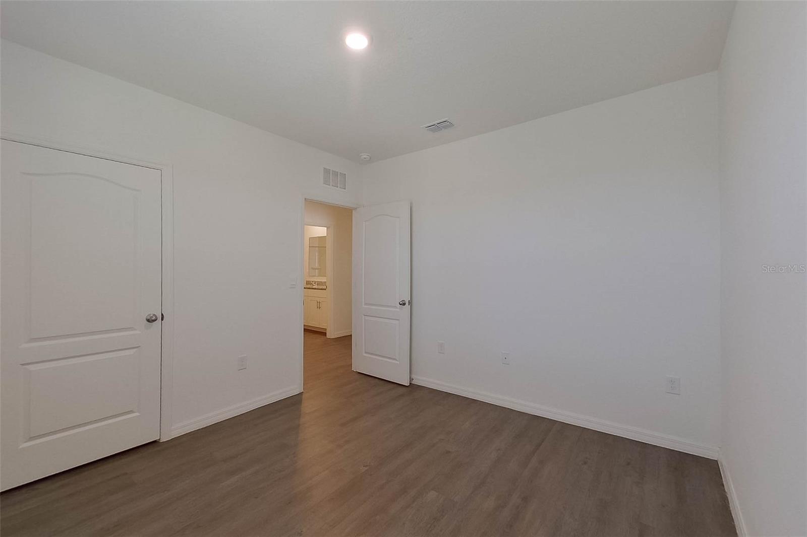 Image 23 of 29 For 32016 Katelin Circle