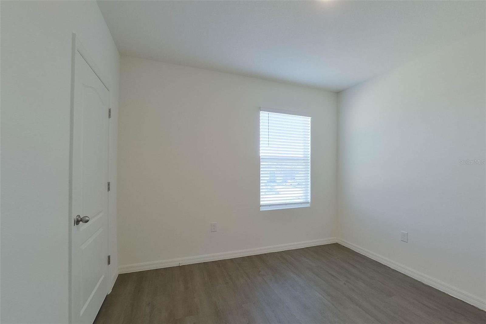 Image 24 of 29 For 32016 Katelin Circle