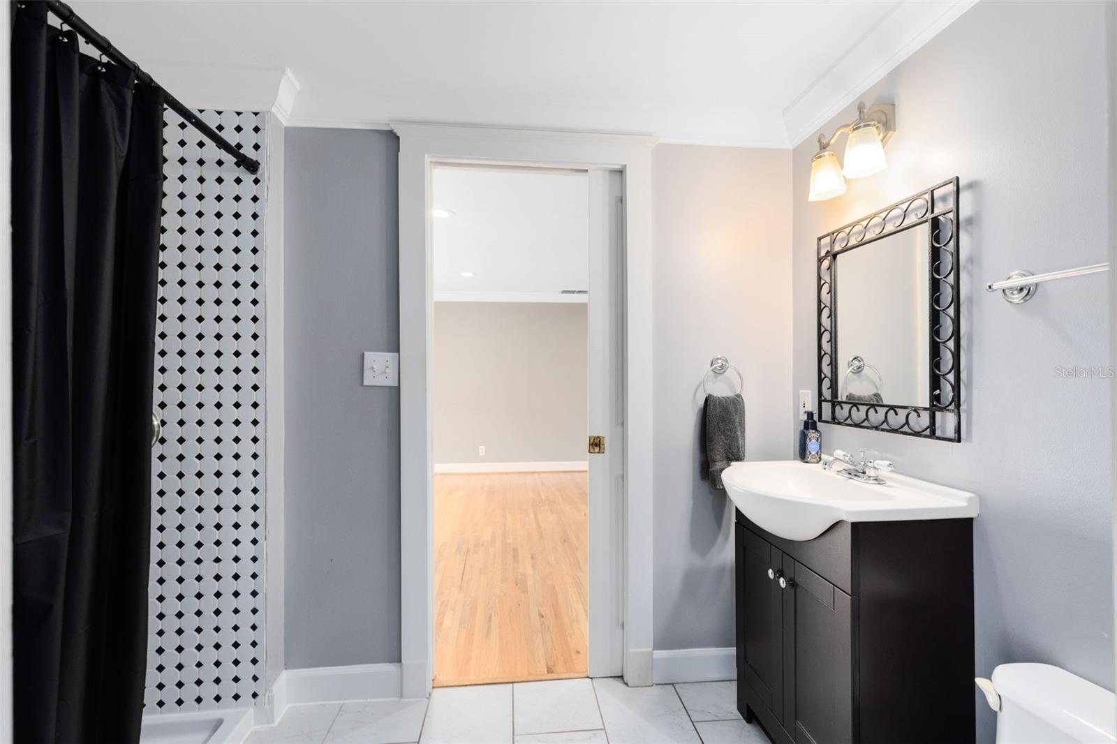 Image 20 of 40 For 530 Eola Drive