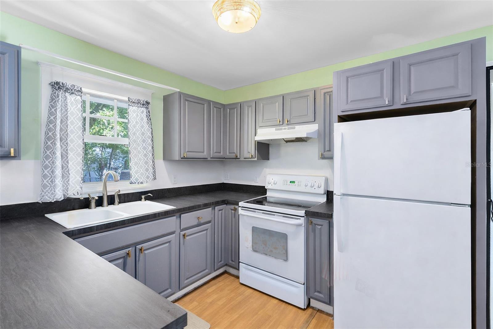 Image 28 of 40 For 530 Eola Drive