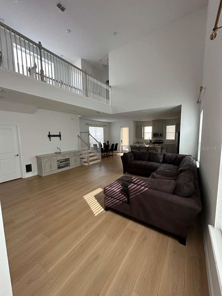 Image 3 of 29 For 4648 Prairie Creek Street