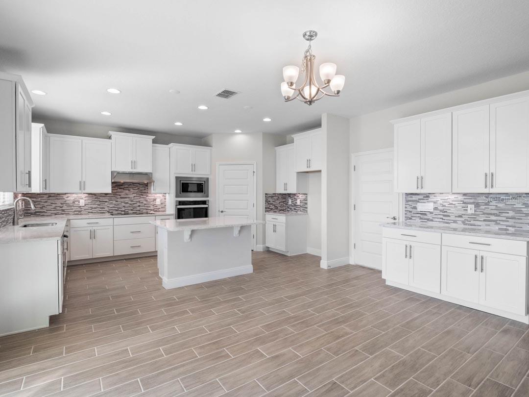 Image 13 of 41 For 11187 Hollow Bay Drive