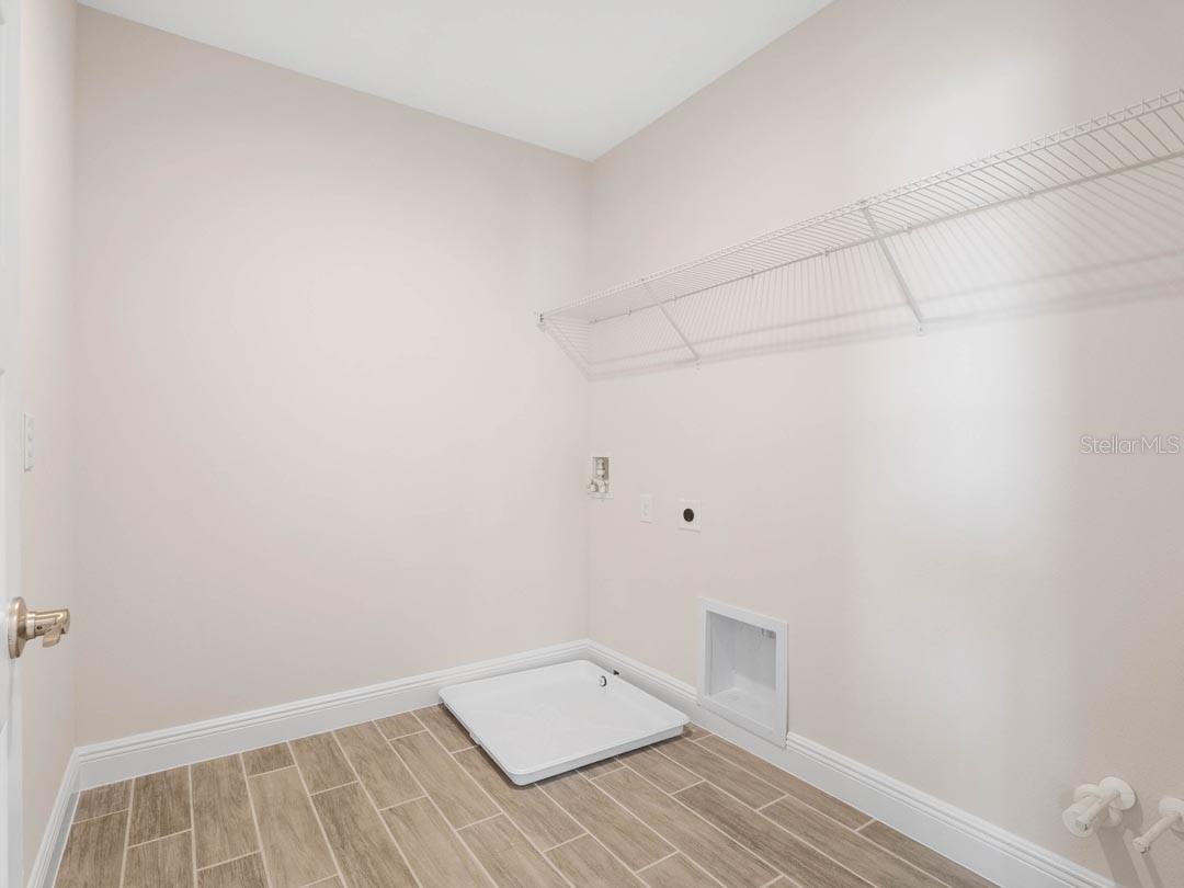 Image 29 of 41 For 11187 Hollow Bay Drive