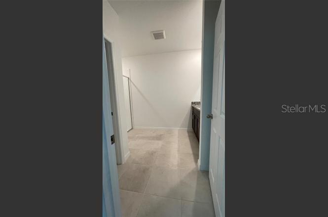 Image 15 of 27 For 3094 Laurel Oak Lane