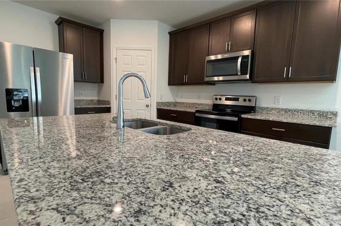 Image 4 of 27 For 3094 Laurel Oak Lane