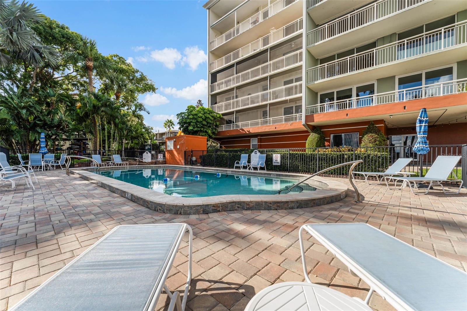 Image 38 of 50 For 690 Osceola Avenue 503