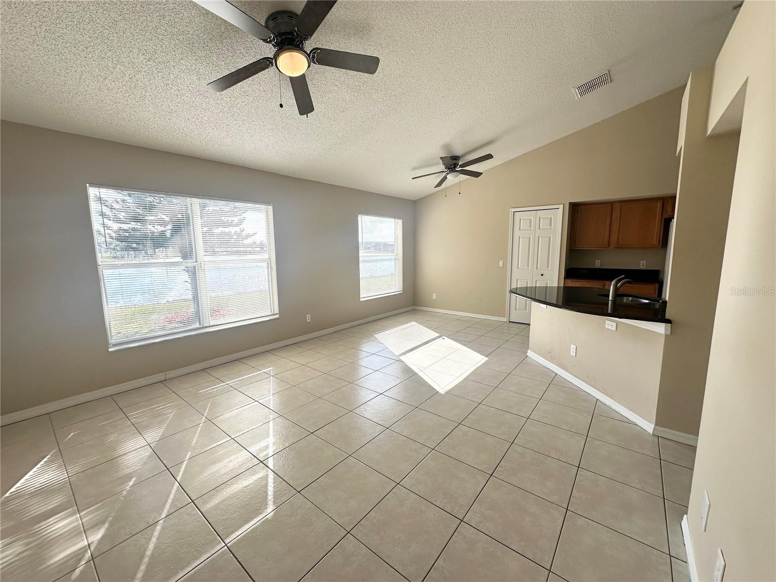 Image 13 of 47 For 12553 Beacontree Way