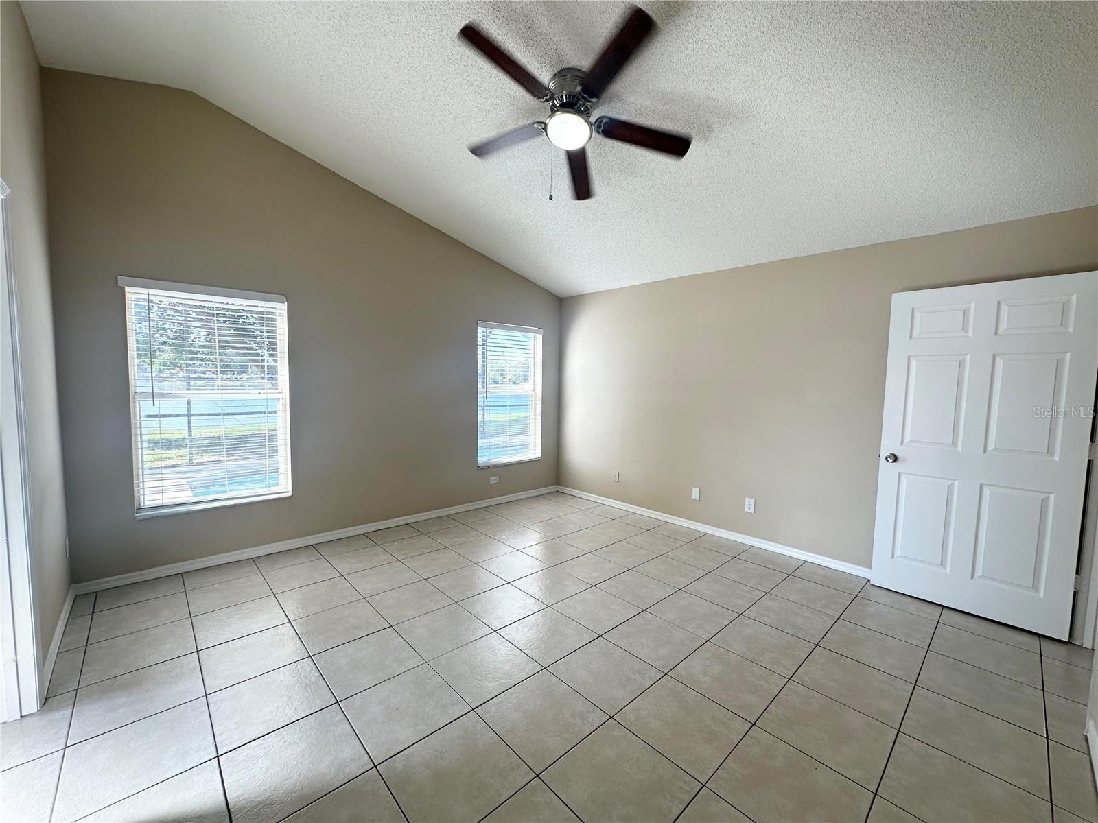 Image 19 of 47 For 12553 Beacontree Way